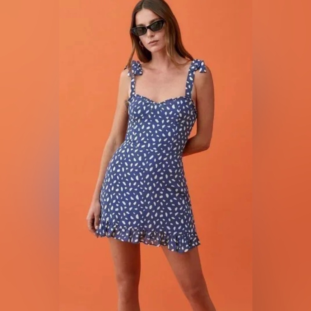 EUC Christine dress size 2- fits like size 0